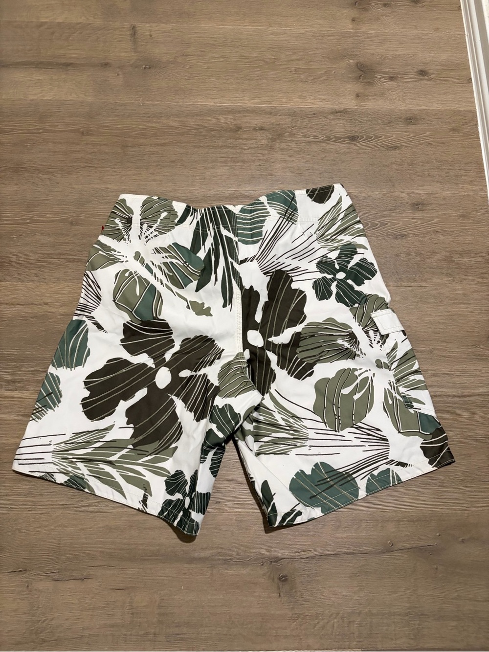 Mossimo Supply Co. White Shorts with Olive & Forest Green Tropical Print